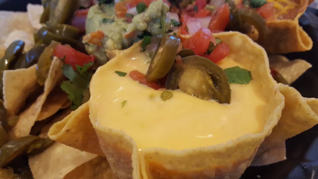 Taco Bueno | restaurant | 609 White Hills Dr, Rockwall, TX 75087, USA | 9727724314 OR +1 972-772-4314