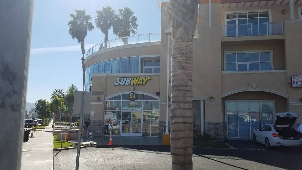 Subway Restaurants | restaurant | 23211 Hawthorne Blvd Suite 100A, Torrance, CA 90505, USA | 3105040330 OR +1 310-504-0330