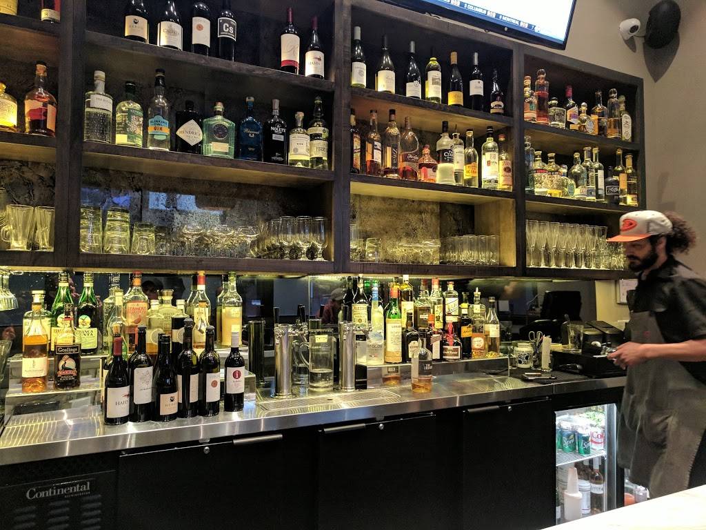 Eat Chow | restaurant | 313 N Bush St, Santa Ana, CA 92701, USA | 6572660500 OR +1 657-266-0500