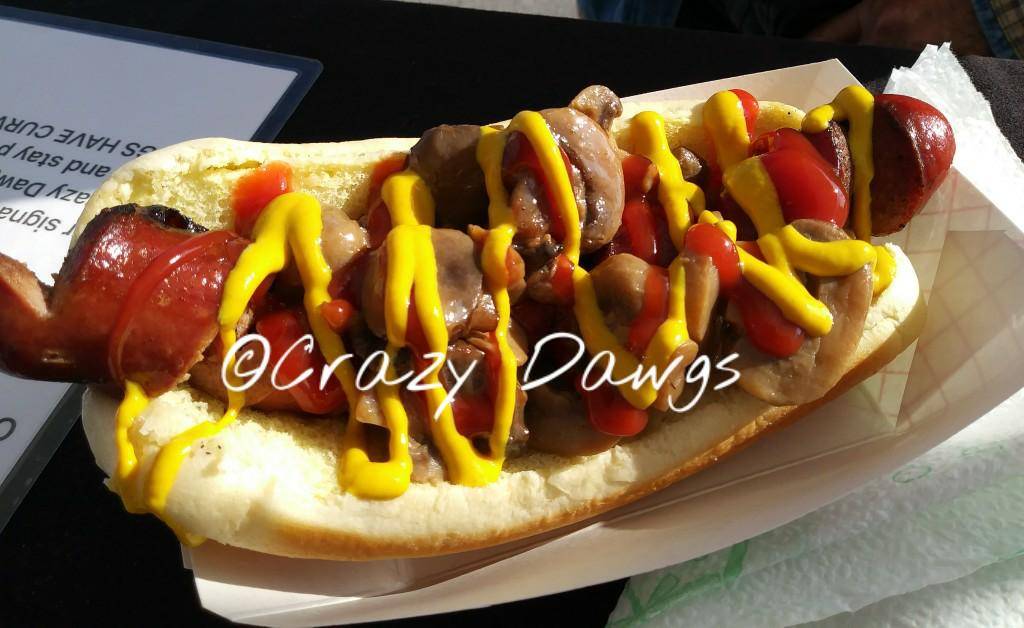 Crazy Dawgs Hot Vendor | restaurant | 100 Lantana Rd, Crossville, TN 38555, USA | 9312060665 OR +1 931-206-0665