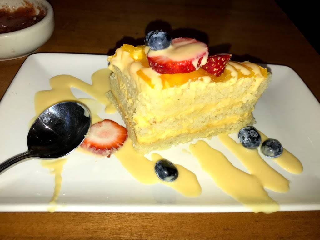 Cantina Laredo | restaurant | 8008 Cedar Springs Road, Dallas, TX 75235, USA | 2146540769 OR +1 214-654-0769