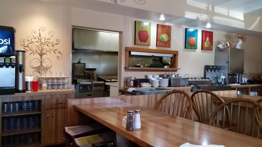 Abby Cafe | cafe | 206 E Spruce St, Abbotsford, WI 54405, USA | 7152233943 OR +1 715-223-3943