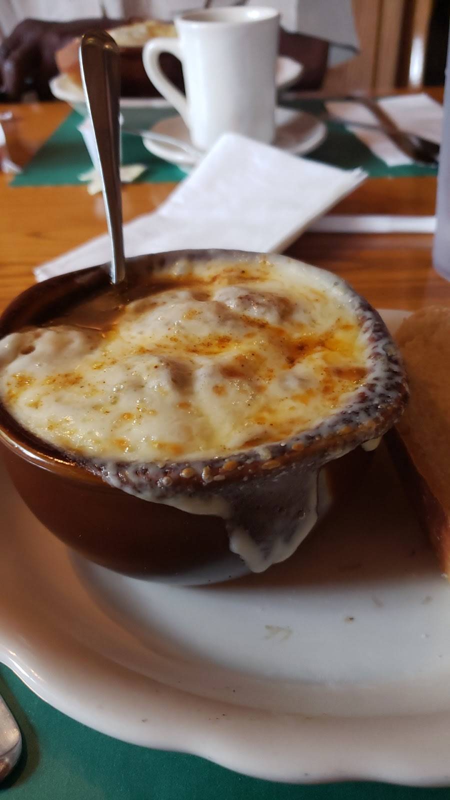 Timothy Patricks (TPs) Irish Restaurant and Sports Pub | restaurant | 916 Panorama Trail S, Rochester, NY 14625, USA | 5853854160 OR +1 585-385-4160