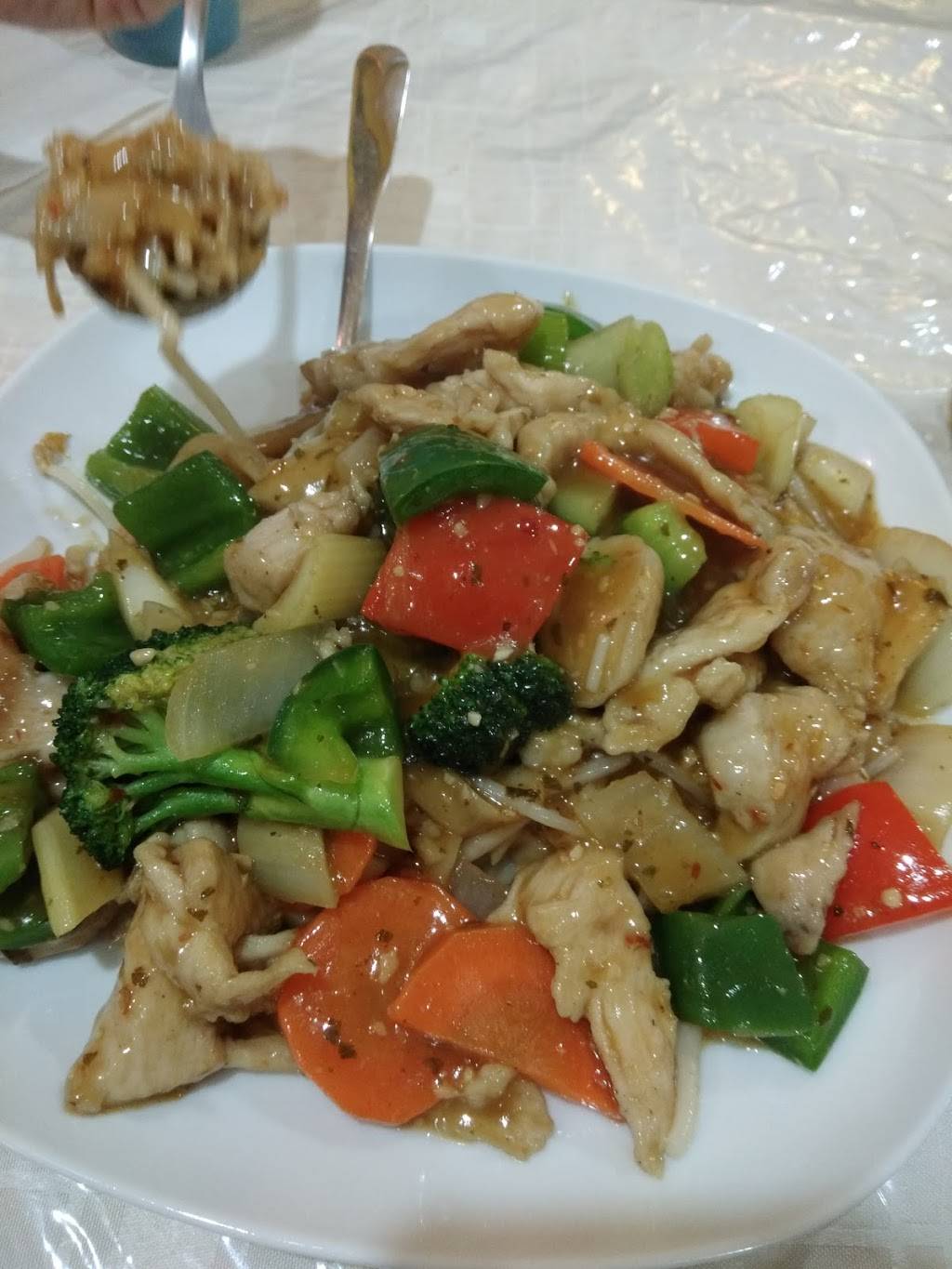 Tropical Thai Cuisine | restaurant | 993 1/2, Kingston Rd, Toronto, ON M4E 1T3, Canada | 4166997210 OR +1 416-699-7210