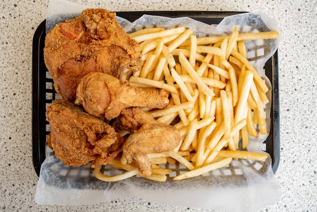 Emilios Pizza | restaurant | 8537 S Harlem Ave, Burbank, IL 60459, USA | 7085297039 OR +1 708-529-7039