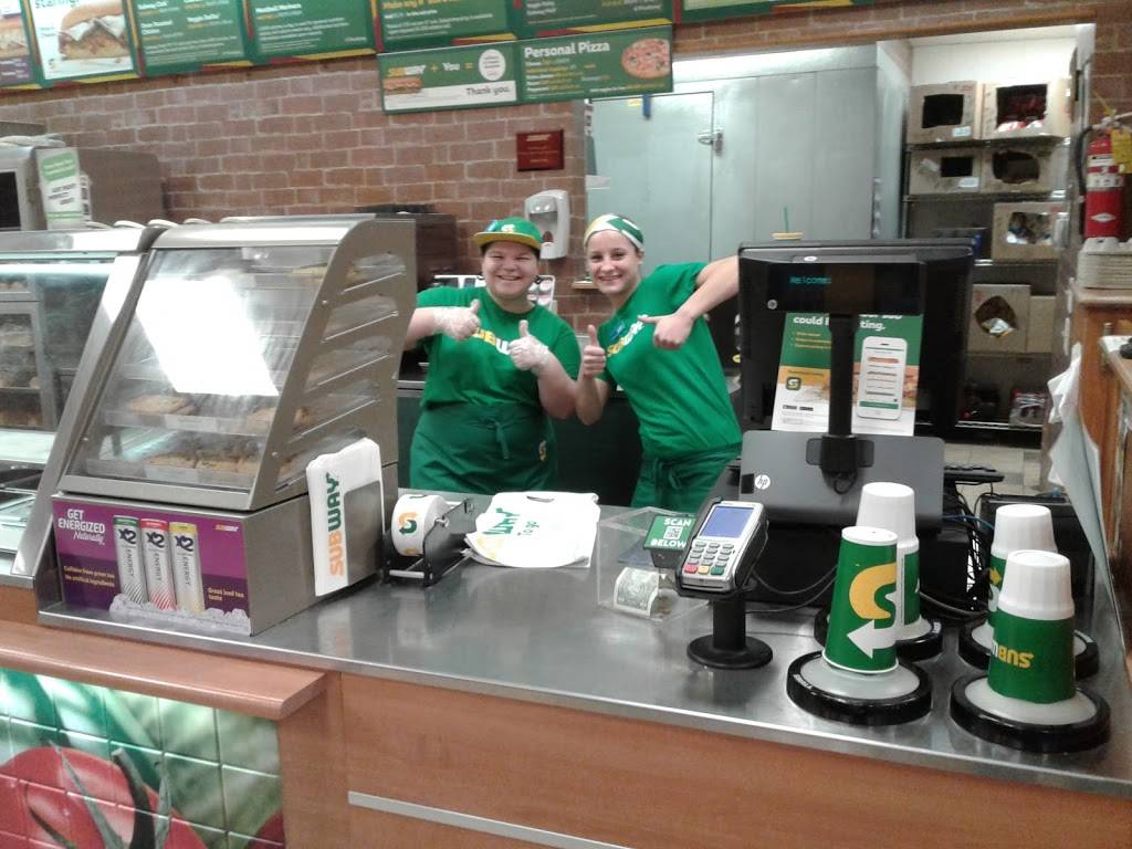 Subway | restaurant | 126 W Commercial St, Mazomanie, WI 53560, USA | 6087952530 OR +1 608-795-2530