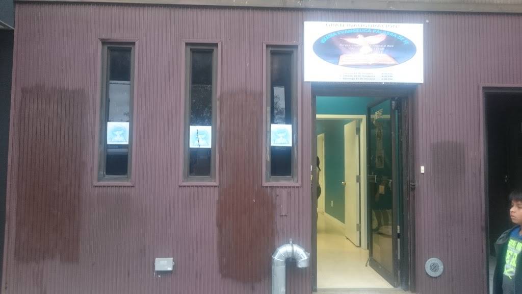 One Stop Shop Chickens | restaurant | 1601 McDonald Ave, Brooklyn, NY 11230, USA | 7186456940 OR +1 718-645-6940