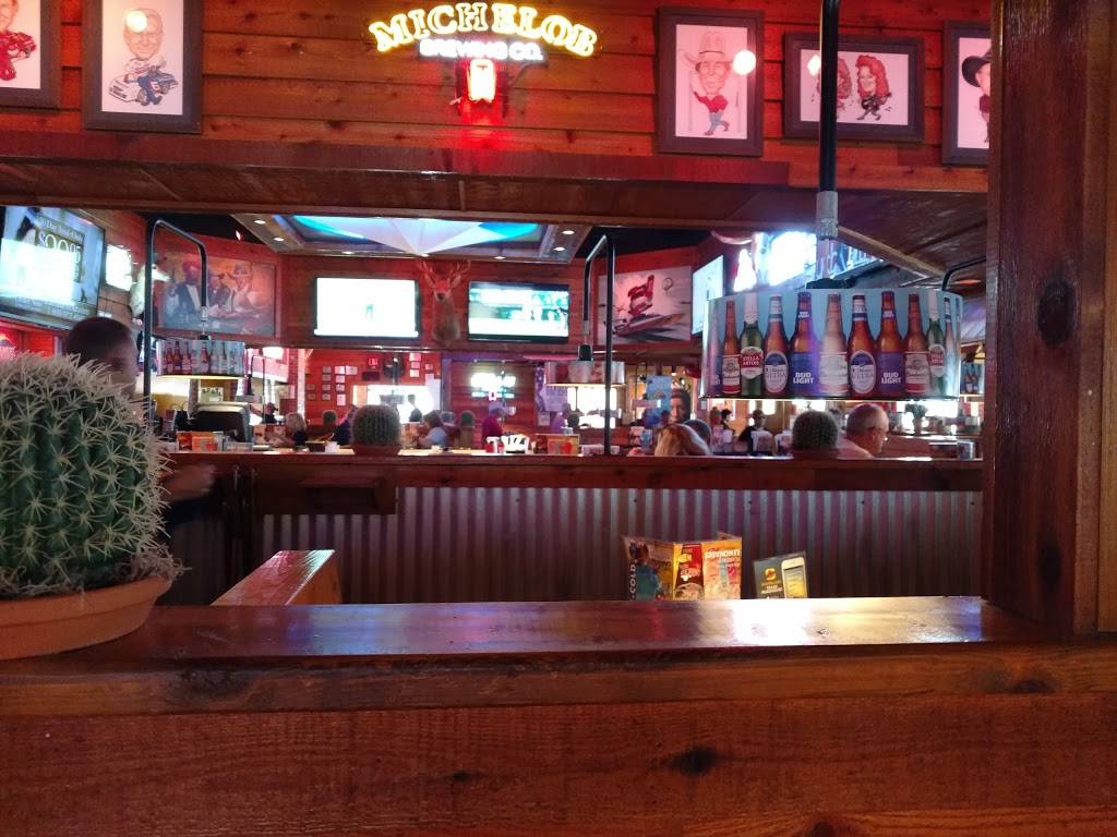 Texas Roadhouse | restaurant | 7900 Eagle Crest Blvd, Evansville, IN 47715, USA | 8124777427 OR +1 812-477-7427
