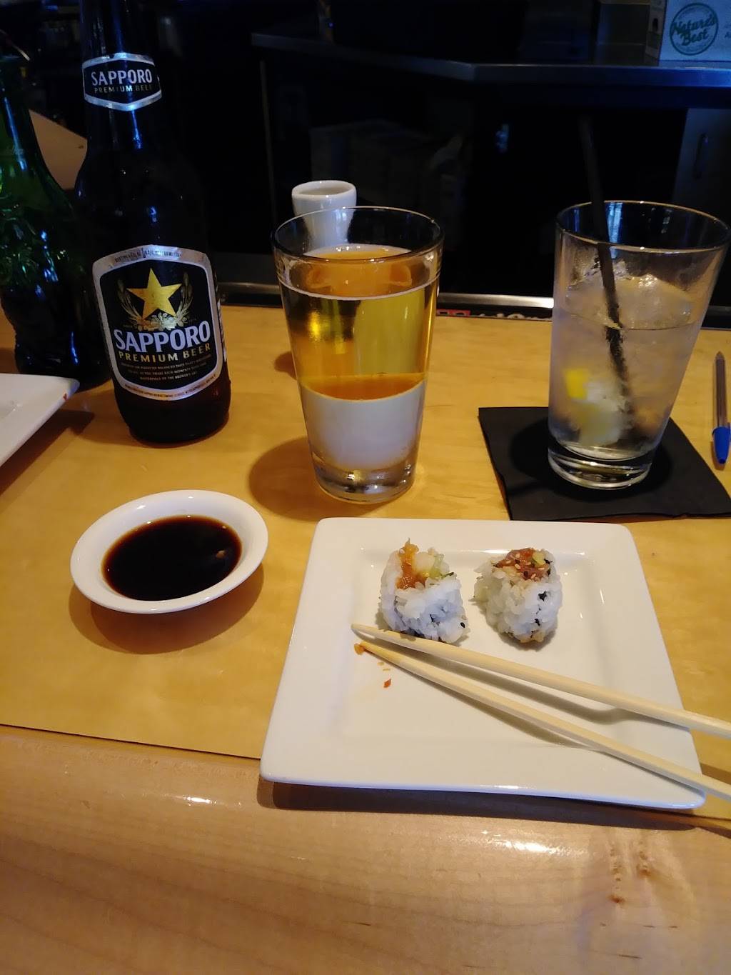 Sushi Brokers Arcadia | restaurant | 4419 E Indian School Rd, Phoenix, AZ 85018, USA | 4805155000 OR +1 480-515-5000