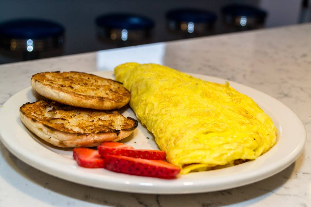 The Linden Store | restaurant | 162 Linden St, Wellesley, MA 02482, USA | 7812379229 OR +1 781-237-9229