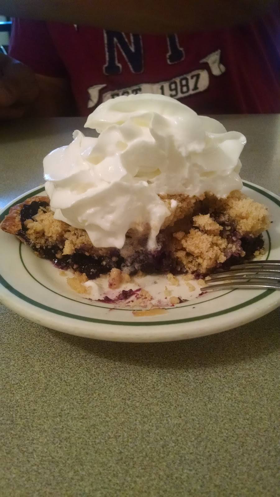 The Red Barn Diner | restaurant | 113 Elm St, Manchester, NH 03101, USA | 6036239065 OR +1 603-623-9065