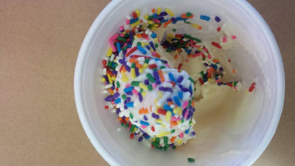 Chick-fil-A | restaurant | 6203 N Illinois St, Fairview Heights, IL 62208, USA | 6183972200 OR +1 618-397-2200