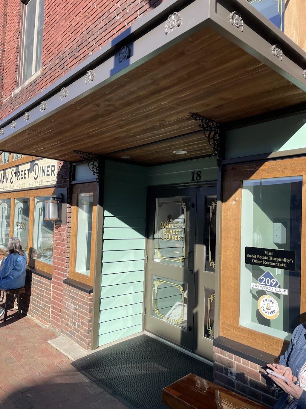 Waynesville Main Street Diner | restaurant | 18 N Main St, Waynesville, NC 28786, USA | 8283160100 OR +1 828-316-0100