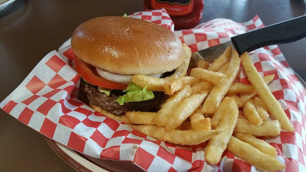 Burs Restaurant and Lounge | restaurant | 6151 Steilacoom Blvd SW, Lakewood, WA 98499, USA | 2535884844 OR +1 253-588-4844