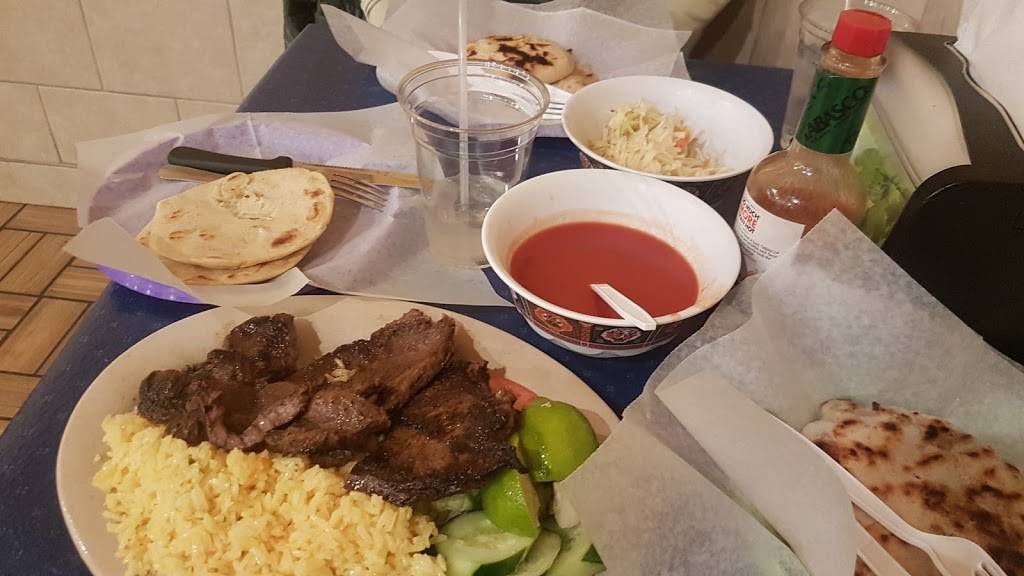 Pupuseria Dona Azucena | restaurant | 71 N Glebe Rd, Arlington, VA 22203, USA | 7032480332 OR +1 703-248-0332