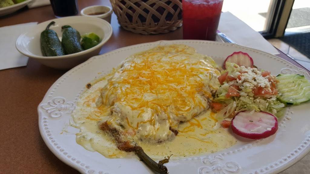 Rafaelas Restaurant | restaurant | 995 Postal Way #120, Vista, CA 92083, USA | 7605363730 OR +1 760-536-3730