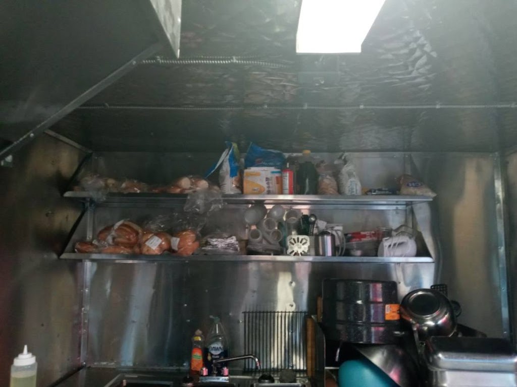 Willys PhillysTucson | restaurant | 402 E Prince Rd, Tucson, AZ 85705, USA | 5203900349 OR +1 520-390-0349