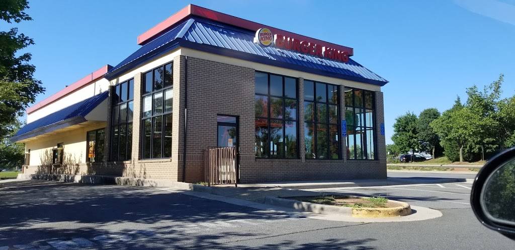 Burger King | restaurant | 4406 Chantilly Shopping Center, Chantilly, VA 20151, USA | 7033781653 OR +1 703-378-1653