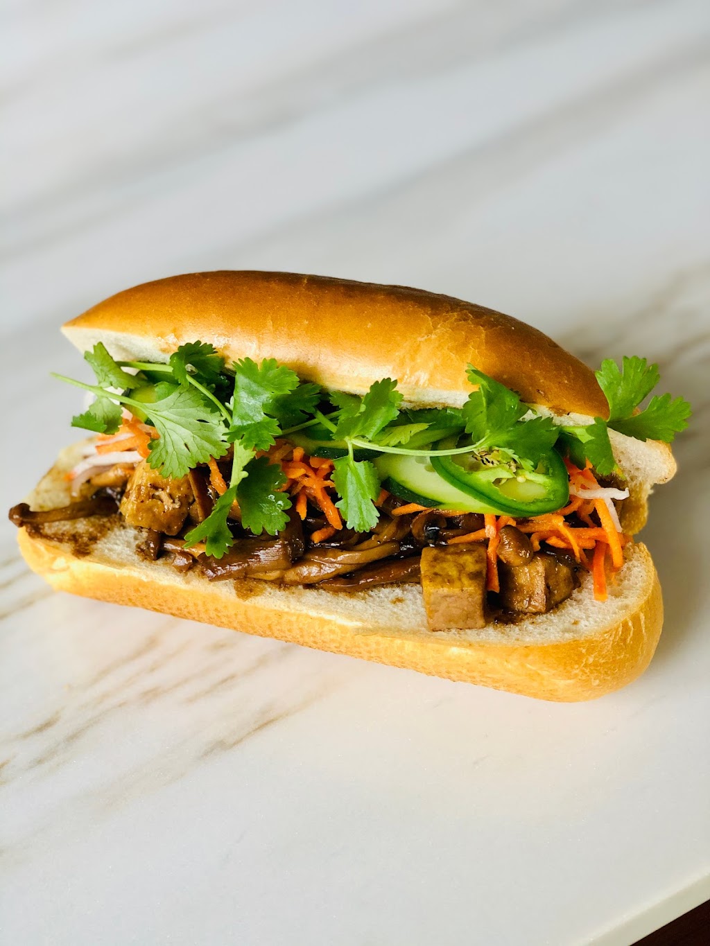 Fil N Viet | restaurant | 1720 E 12th St, Austin, TX 78702, USA | 2817984334 OR +1 281-798-4334