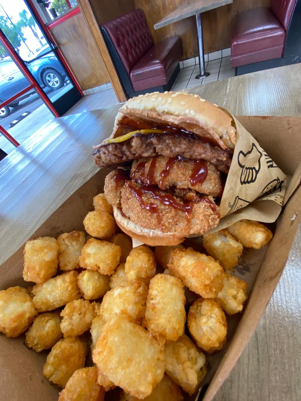 Nice Burger 100% Vegan | restaurant | 7104 Katella Ave, Stanton, CA 90680, USA | 6294683426 OR +1 629-468-3426