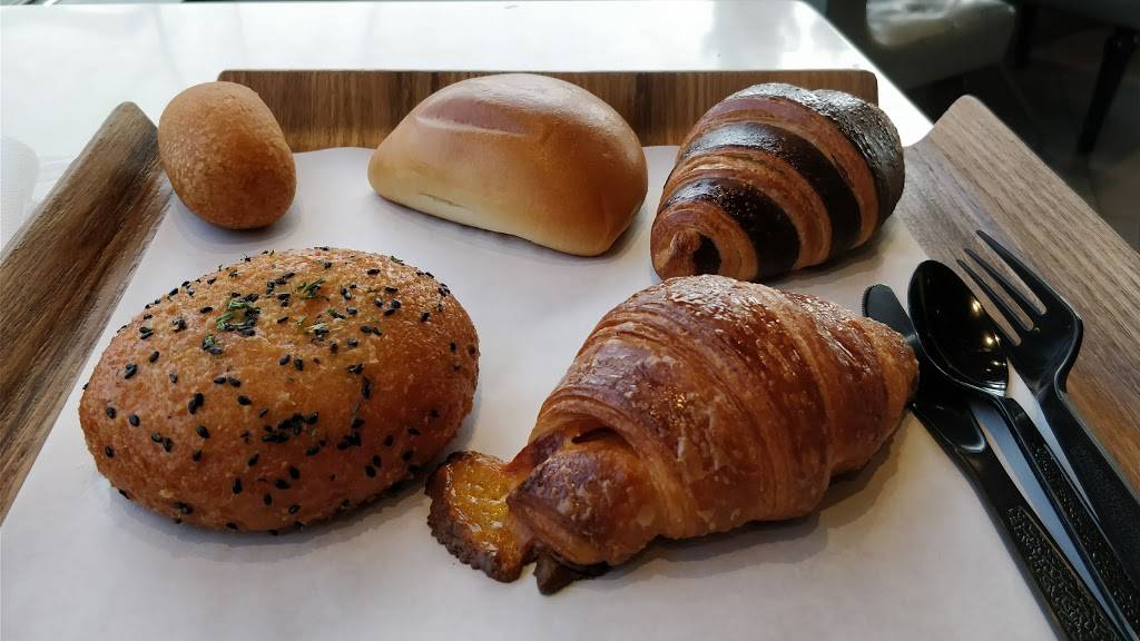 Paris Baguette | bakery | 685 Saratoga Ave #10, San Jose, CA 95129, USA | 4083660404 OR +1 408-366-0404