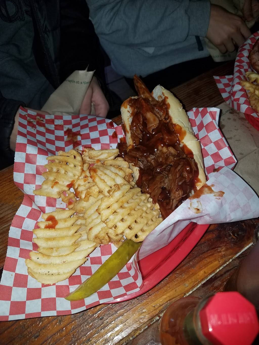 The Yodeler Craft Beer Bar & Grill | restaurant | 6046 Park Dr, Wrightwood, CA 92397, USA | 7602496482 OR +1 760-249-6482