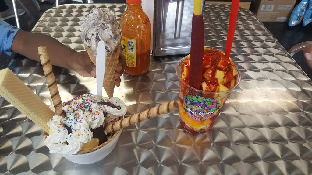 Minilandia Dulcería Y Nevería Michoacana |  | 4054 Crockett St, Richmond, VA 23228, USA | 8048554401 OR +1 804-855-4401