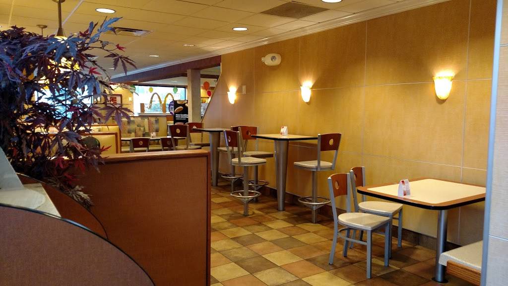 McDonalds | cafe | 1940 Lycoming Creek Rd, Williamsport, PA 17701, USA | 5703235006 OR +1 570-323-5006