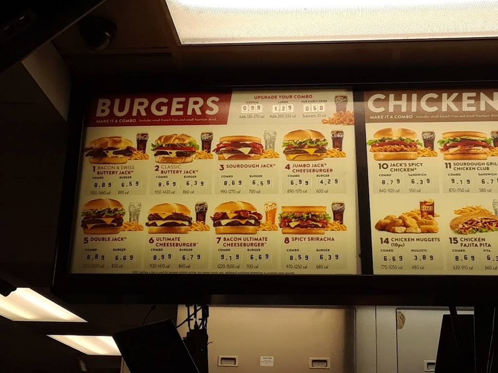 Jack in the Box | restaurant | 827 Valley Ave E, Sumner, WA 98390, USA | 2538631698 OR +1 253-863-1698