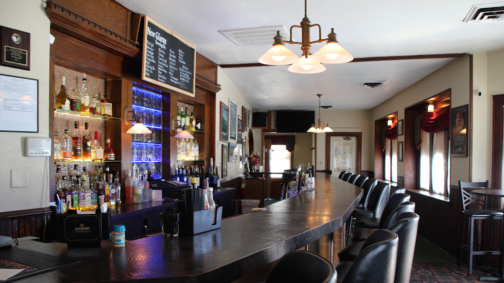 NoNo’s Supper Club | restaurant | 3498 WI-33, Newburg, WI 53060, USA | 2626756960 OR +1 262-675-6960