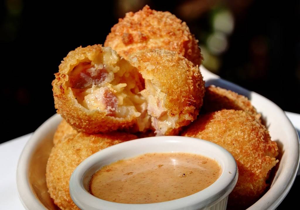 Irish 31 Pub House & Eatery | restaurant | 1611 W Swann Ave, Tampa, FL 33606, USA | 8132500031 OR +1 813-250-0031