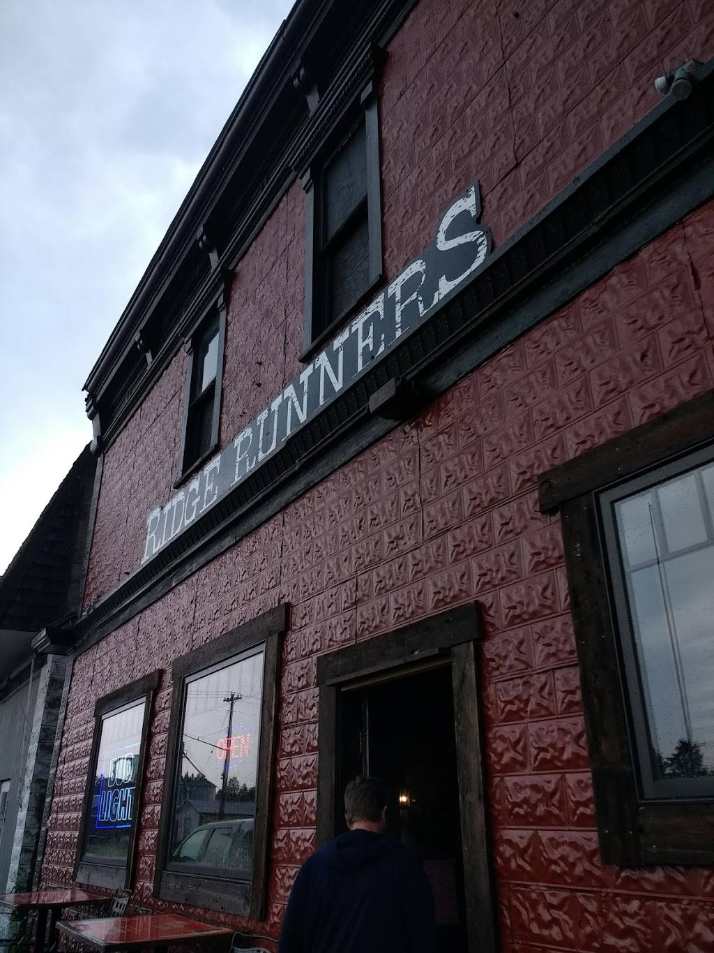 Ridge Runners | restaurant | 113 S Main St, Butternut, WI 54514, USA | 7157693424 OR +1 715-769-3424