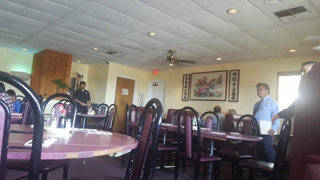 Lams Chinese Restaurant | restaurant | 2512 University Ave, Bakersfield, CA 93306, USA | 6618717455 OR +1 661-871-7455