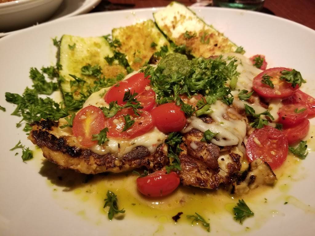 Carrabbas Italian Grill | restaurant | 5515 E Fowler Ave, Temple Terrace, FL 33617, USA | 8139893898 OR +1 813-989-3898