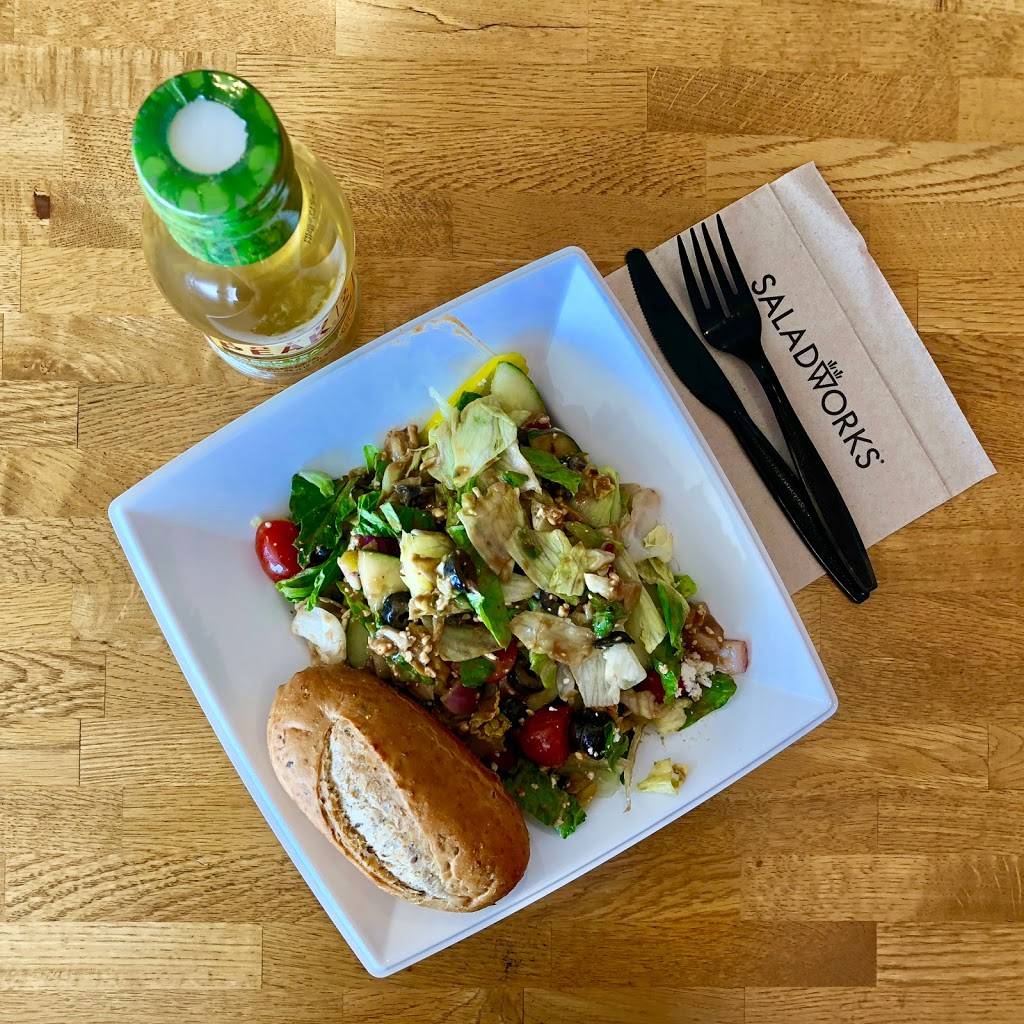Saladworks | restaurant | 542 Shoppes Blvd, North Brunswick Township, NJ 08902, USA | 7325431997 OR +1 732-543-1997