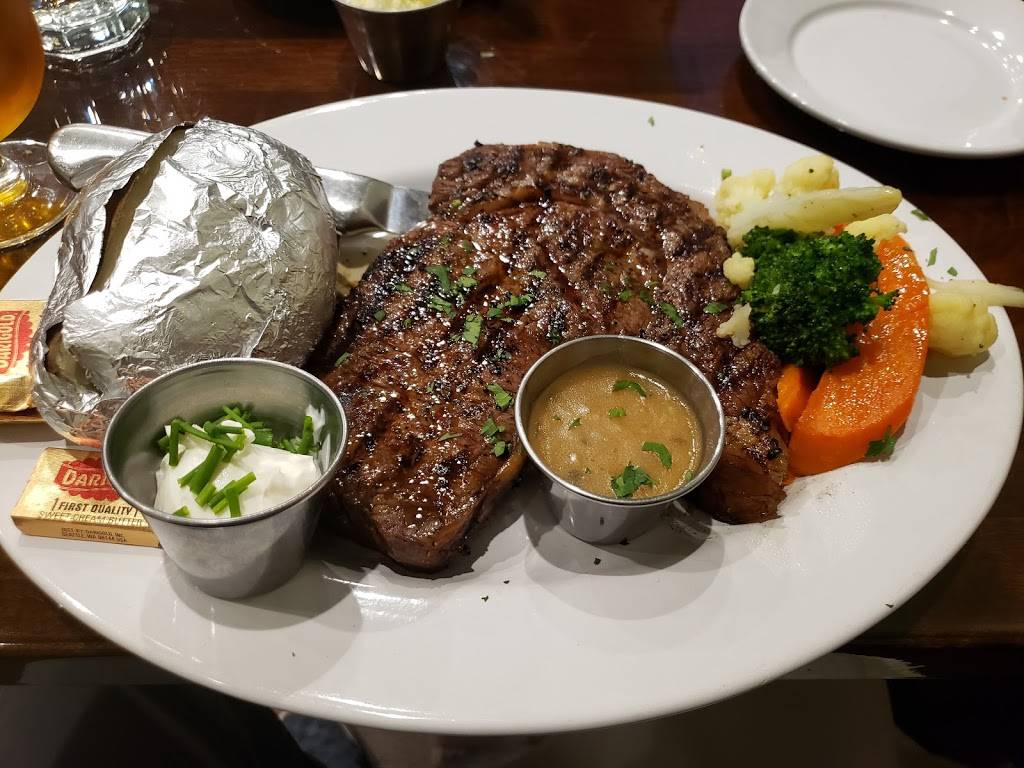 Brick House Restaurant & Catering | restaurant | 27 W Elm St, Lodi, CA 95240, USA | 2094265871 OR +1 209-426-5871