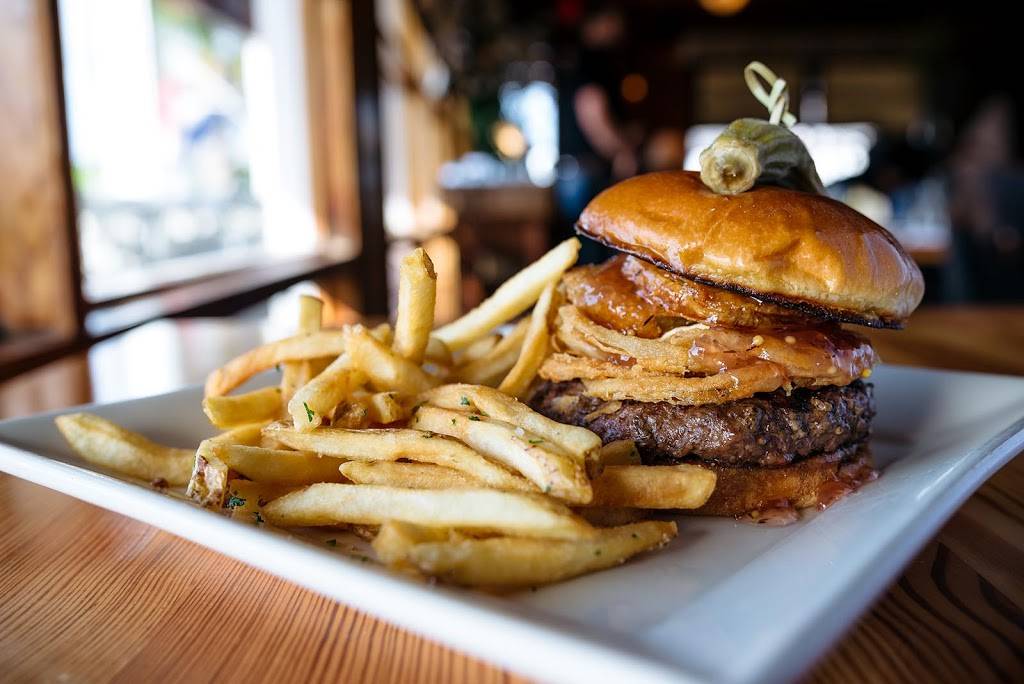 Beach Shop & Grill | restaurant | 701 S Anderson Blvd, Topsail Beach, NC 28445, USA | 9103286501 OR +1 910-328-6501