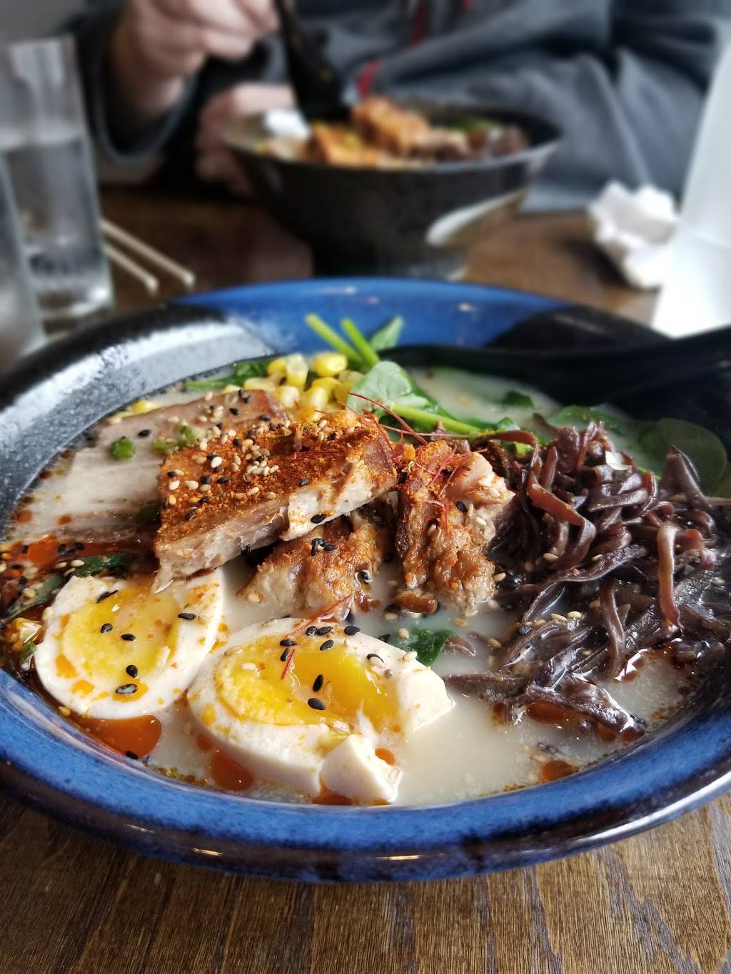 Blowfish Sushi & Ramen | restaurant | 1131 W Bryn Mawr Ave, Chicago, IL 60660, USA | 7736543369 OR +1 773-654-3369