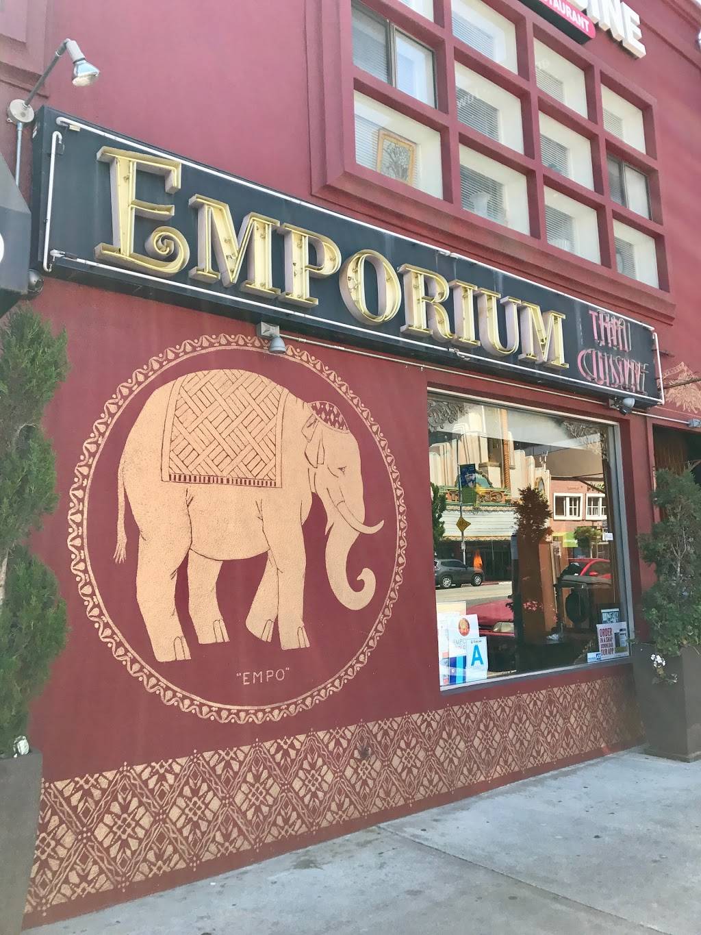 Emporium Thai | restaurant | 1275 Westwood Blvd, Los Angeles, CA 90024, USA | 3104782838 OR +1 310-478-2838