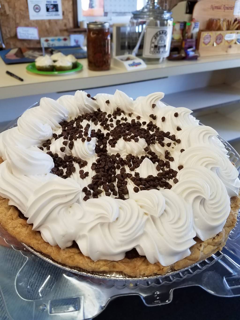 Herbs Country Deli Restaurant | restaurant | 1115 Norwich-New London Turnpike, Uncasville, CT 06382, USA | 8608489888 OR +1 860-848-9888