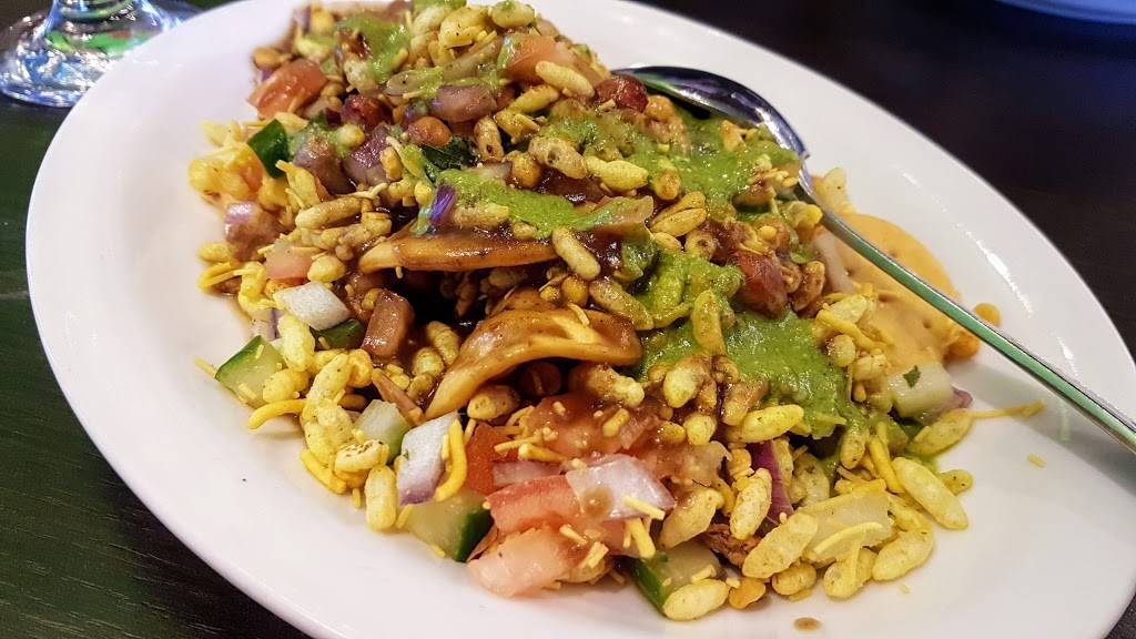 Amma Roti House | restaurant | 2014 Queen St E, Toronto, ON M4L 1J3, Canada | 4169441944 OR +1 416-944-1944