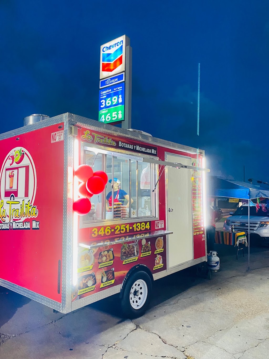 La Trailita Botanas | restaurant | 14647 Woodforest Blvd, Houston, TX 77015, USA | 3462511384 OR +1 346-251-1384