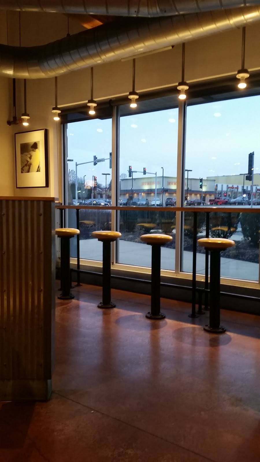 Chipotle Mexican Grill | restaurant | 300 E Ogden Ave, Westmont, IL 60559, USA | 6309201890 OR +1 630-920-1890