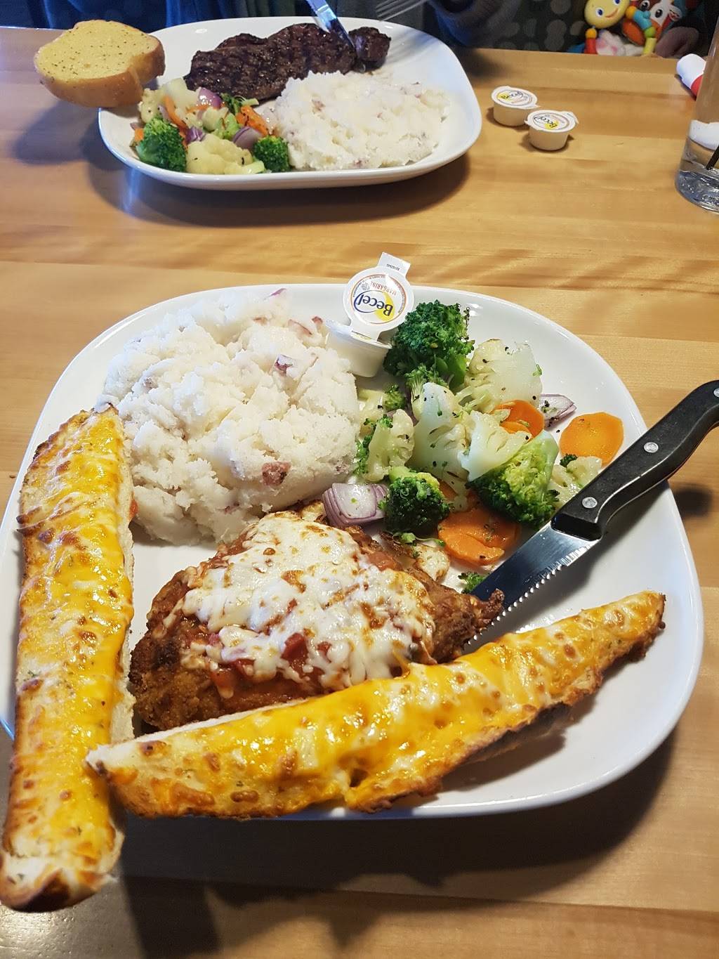 Boston Pizza | restaurant | 771 Erie St Unit A, Stratford, ON N4Z 1A1, Canada | 5192710074 OR +1 519-271-0074