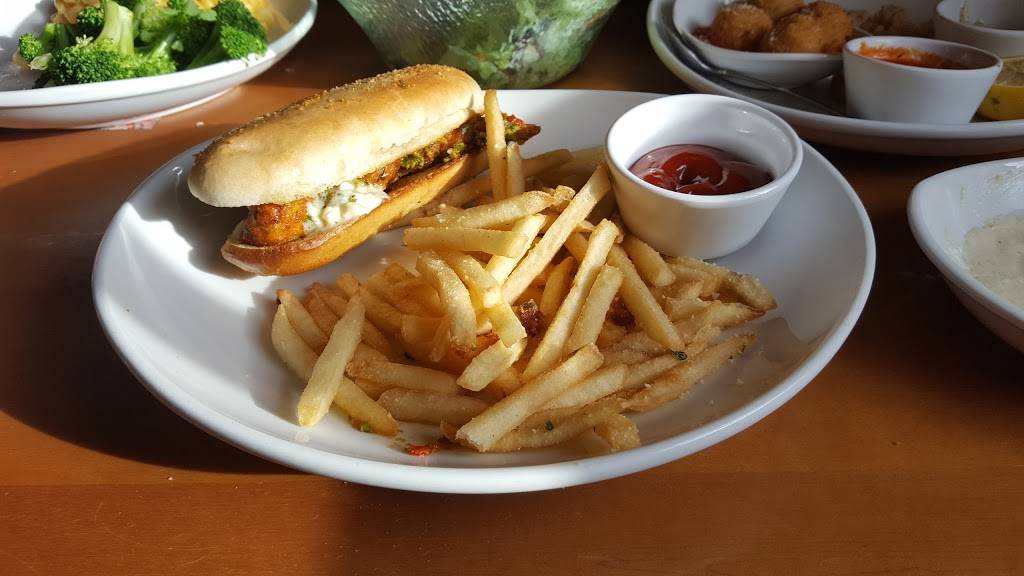 Olive Garden Italian Restaurant | meal takeaway | 10326 Quil Ceda Blvd, Tulalip, WA 98271, USA | 3606535322 OR +1 360-653-5322