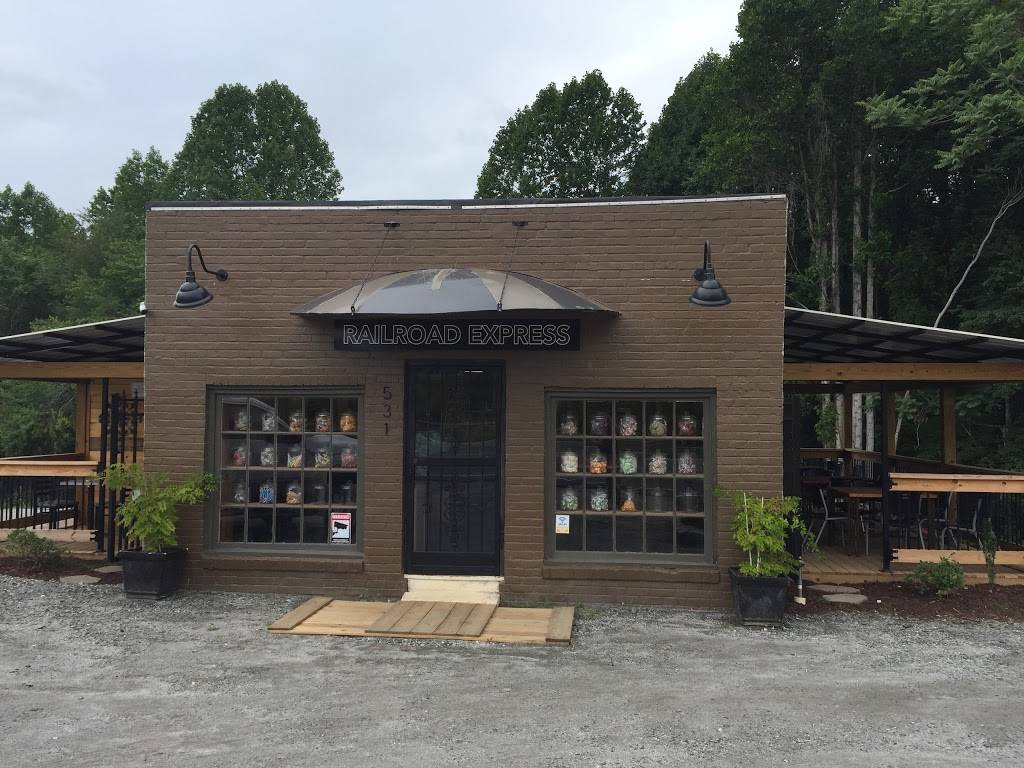 Jesse James Railroad Express | restaurant | 531 Railroad Ave, Rutherfordton, NC 28139, USA | 8284474644 OR +1 828-447-4644