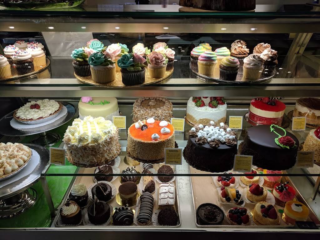 Amphora Restaurant | restaurant | 377 Maple Ave W, Vienna, VA 22180, USA | 7039387877 OR +1 703-938-7877