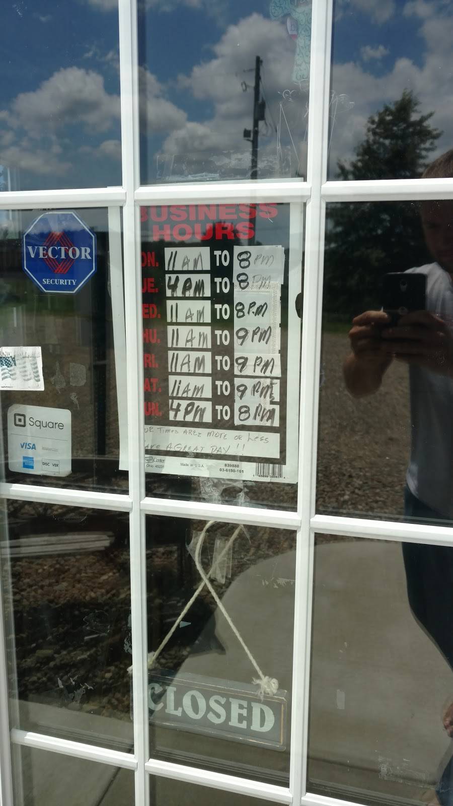 Lionsgate Pizza, Ice Cream & Deli | restaurant | 3355 S Columbus Rd, Wooster, OH 44691, USA | 3303478773 OR +1 330-347-8773