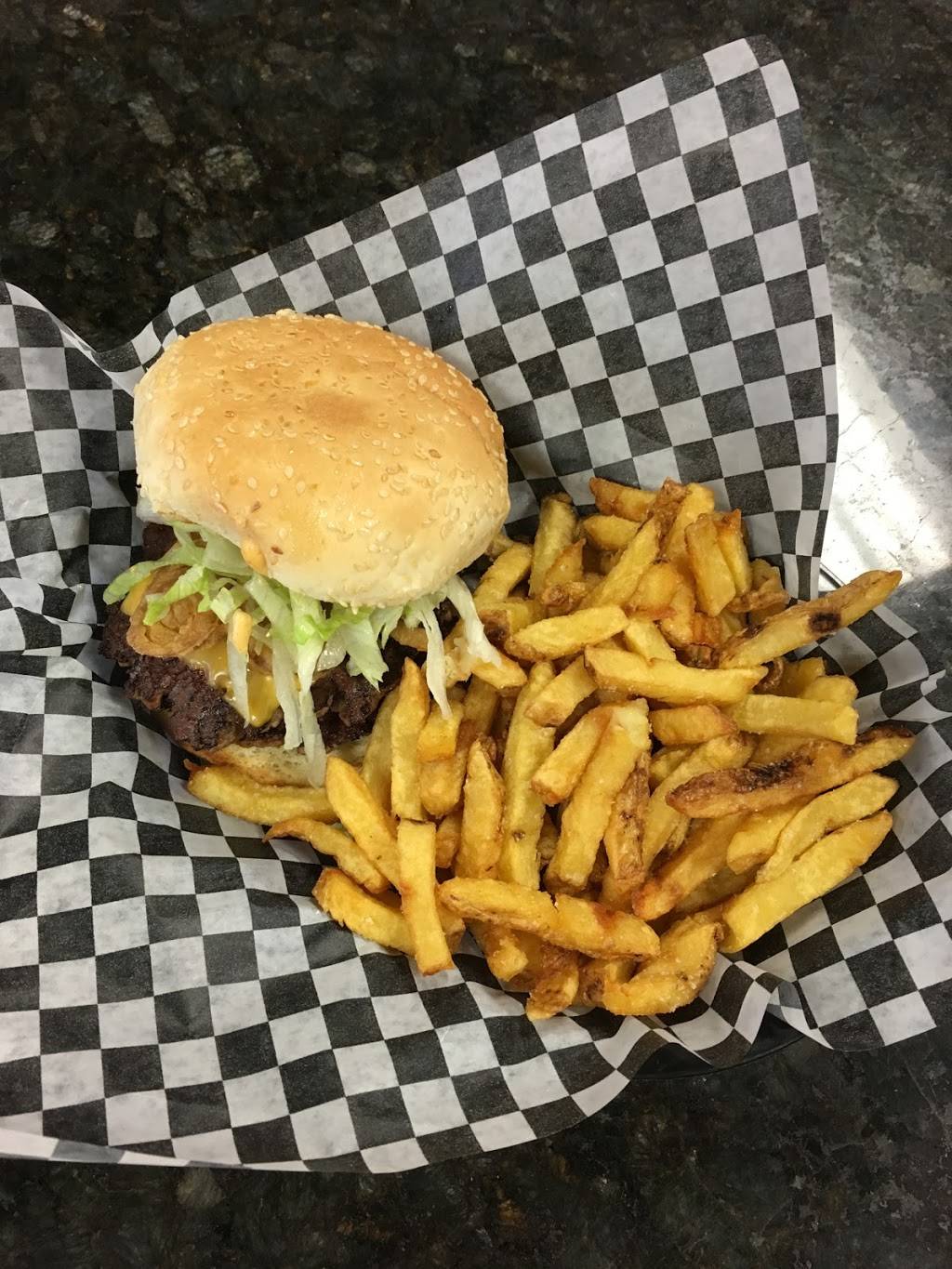 ZEAL Burgers | restaurant | 1926 Weston Rd, Toronto, ON M9N 1W4, Canada | 6473523933 OR +1 647-352-3933