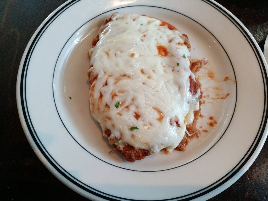 Alfonsos | restaurant | 718 N Buckner Blvd # 222, Dallas, TX 75218, USA | 2143277777 OR +1 214-327-7777